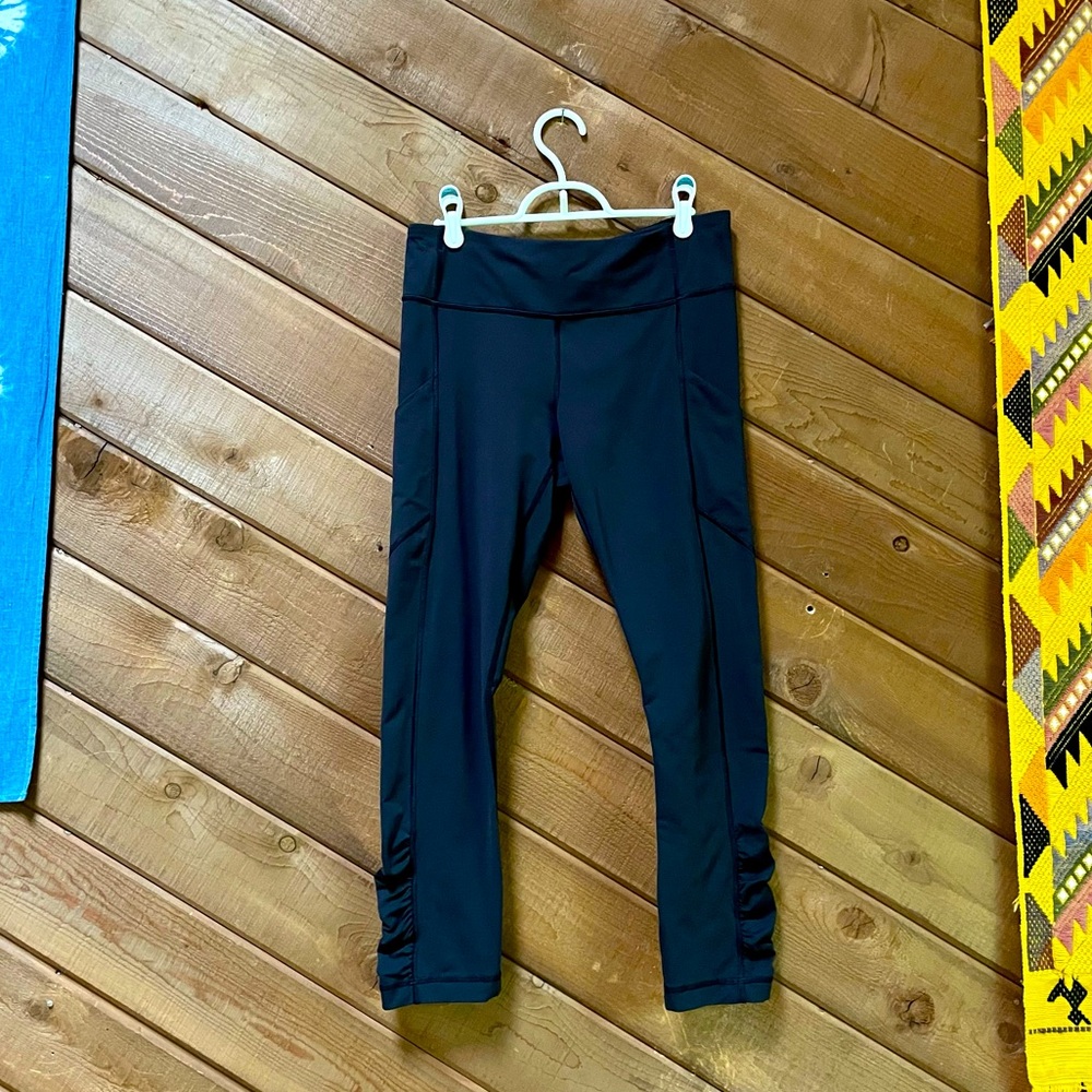 Lululemon Cropped Running Tights